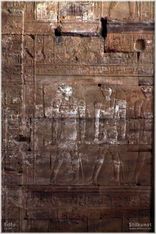 Der Horus-Tempel in Edfu<br>Bild 15/50