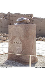 Die Tempelanlagen vonb Karnak <br>Bild 57/69