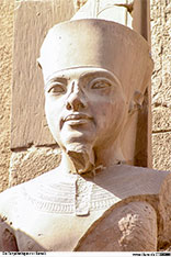 Die Tempelanlagen vonb Karnak <br>Bild 64/69