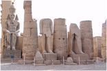 Die Tempelanlagen von Luxor <br>Bild 23/43